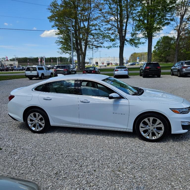 Photo 4 of 2019 Chevrolet Malibu Premier