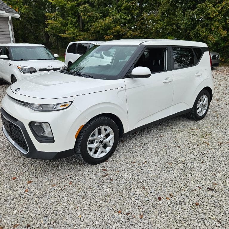 Photo 2 of 2020 Kia Soul S