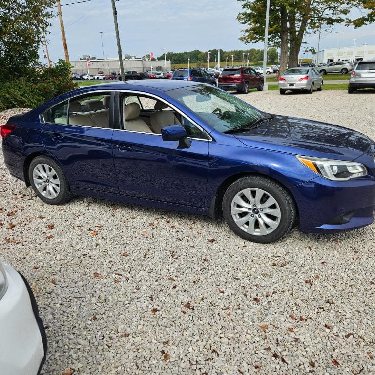 Photo 4 of 2015 Subaru Legacy 2.5i Premium