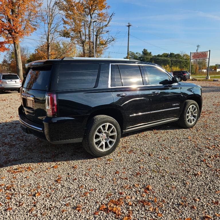 2017 GMC Yukon Denali - Image 5
