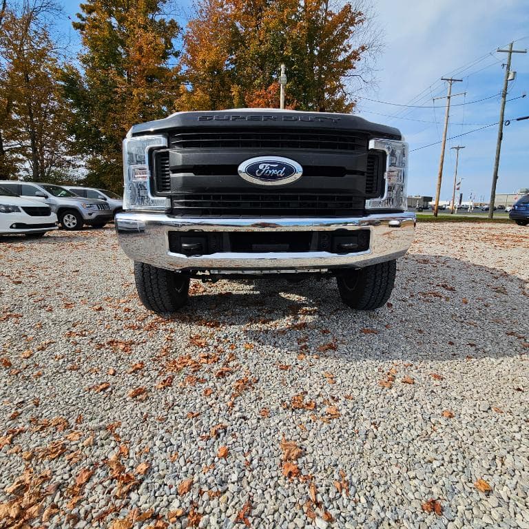2019 Ford F-250 Super Duty - Image 2